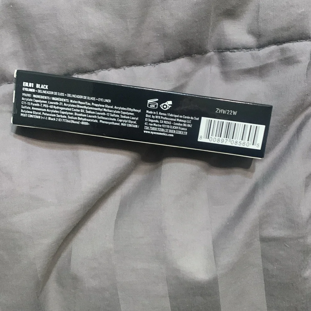 NYX Epic Ink Liner - Black - Picture 3 of 5